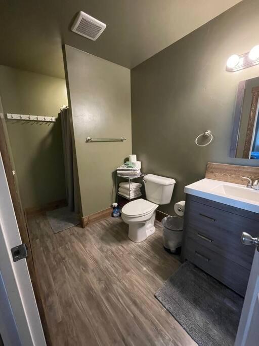 Parkway Yellowstone Guest House Room #2 Gardiner Exterior photo